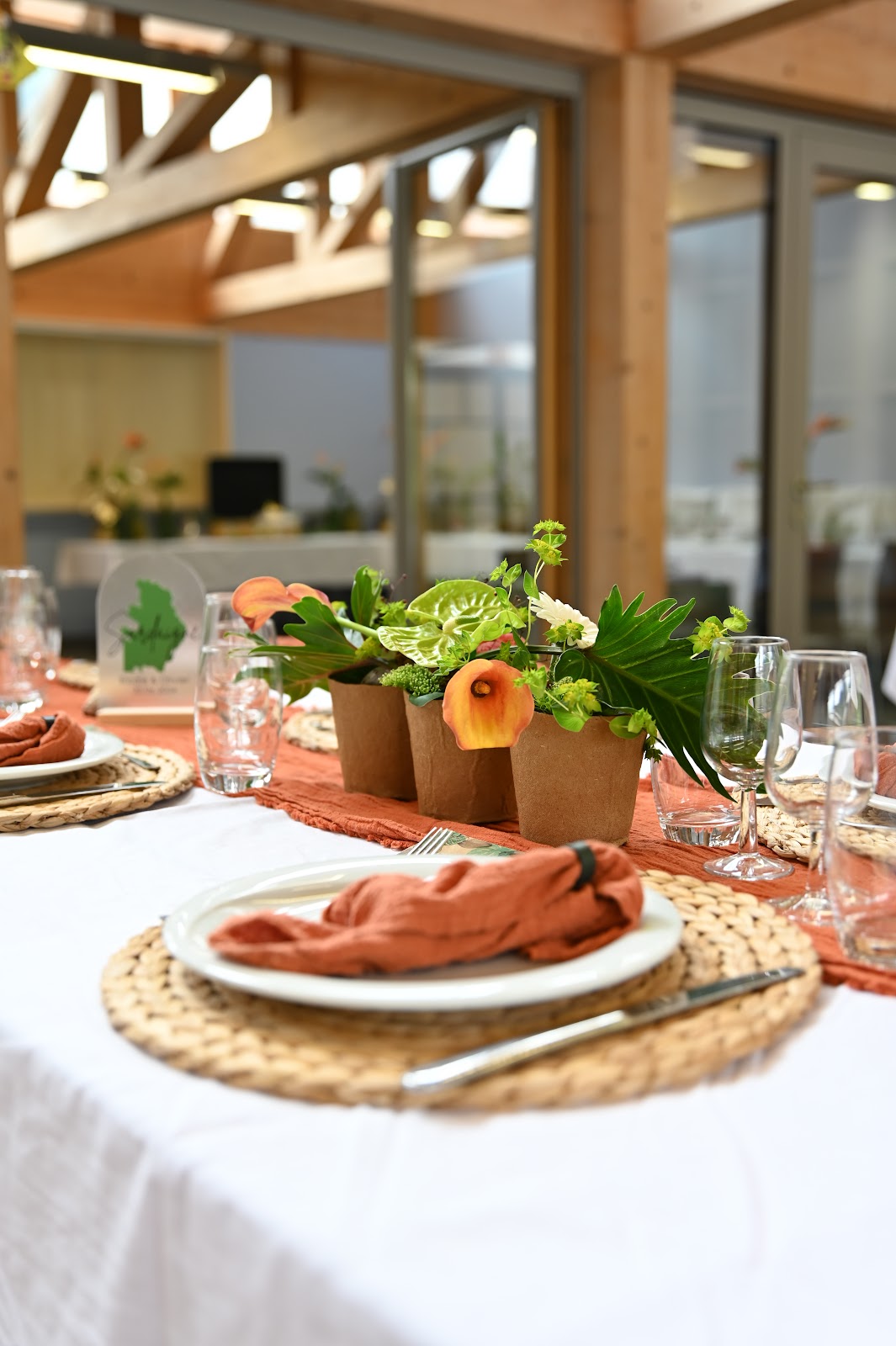 Décoration de table de mariage aux tons terracotta — Kanouche